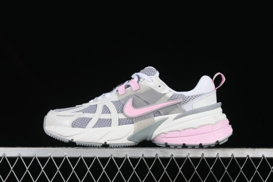 Nike V2K Runtekk 3XL Retro Low-Top Running Shoes with Shock Absorption and Anti-Slip Design - HQ4046-001