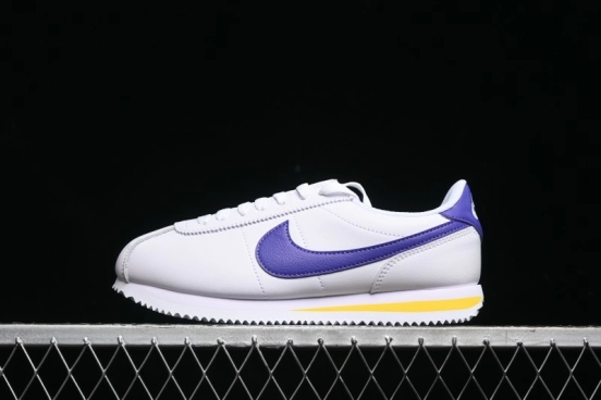 Nike Classic Cortez Leather Retro Running Shoes - DM4044-106