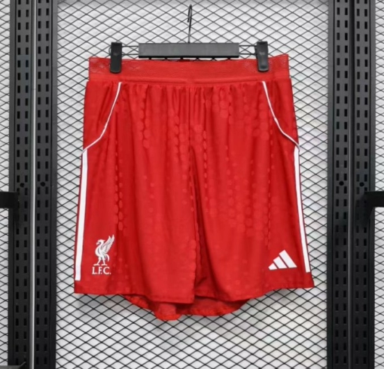 Player Version 25/26 Liverpool Home Shorts